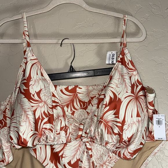 Old navy plus size pineapple tropical print bikini NWT 4x top 3x bottoms - Picture 2 of 9